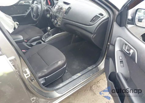 2013 Kia Forte Ex z USA, uszkodzony, nr VIN KNAFU4A21D5664870